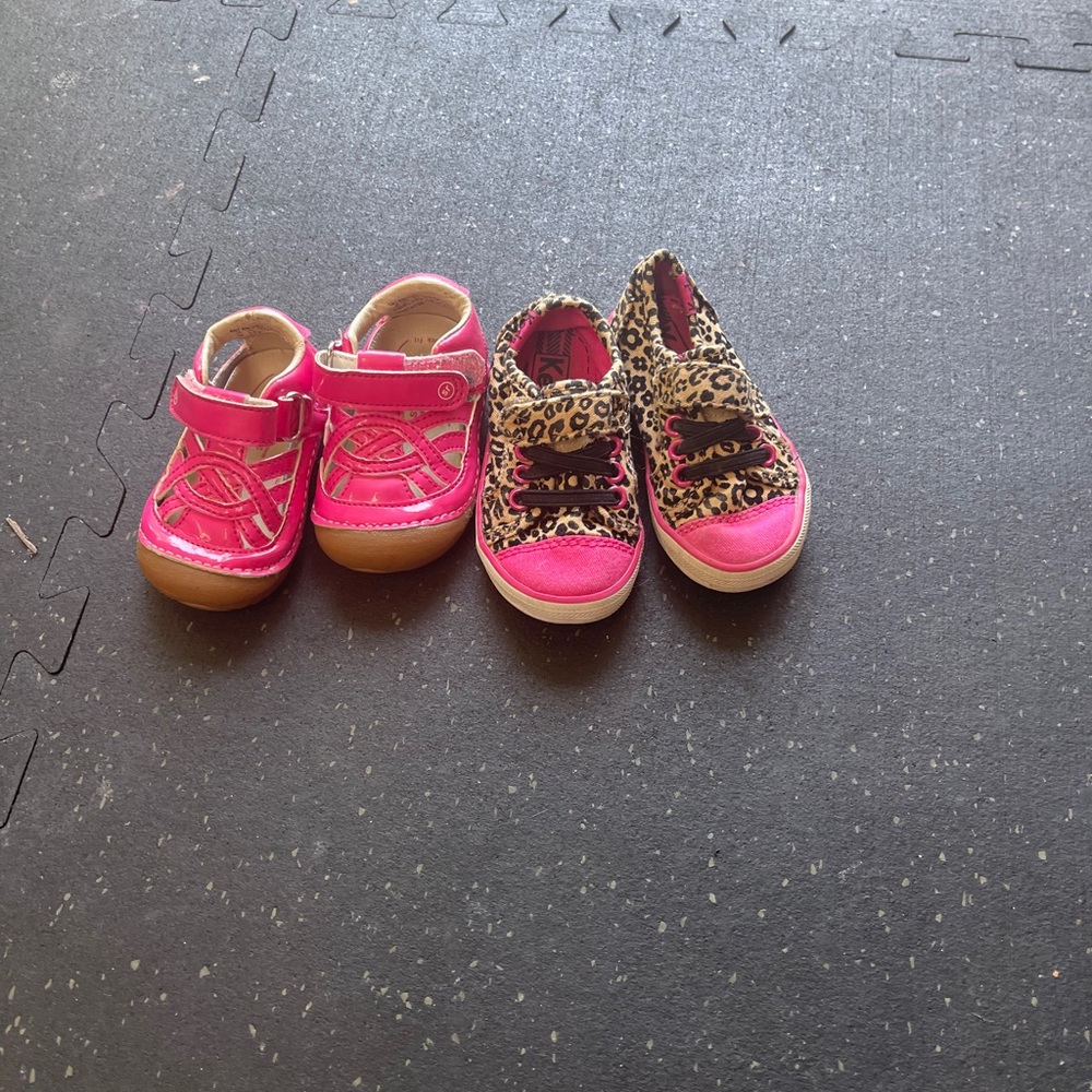 2 pair of kids size 3 shoes
